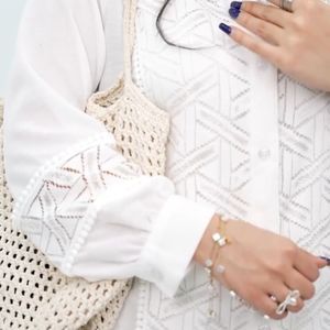 مشخصات شومیز فلورا زنانه لینن و دانتل