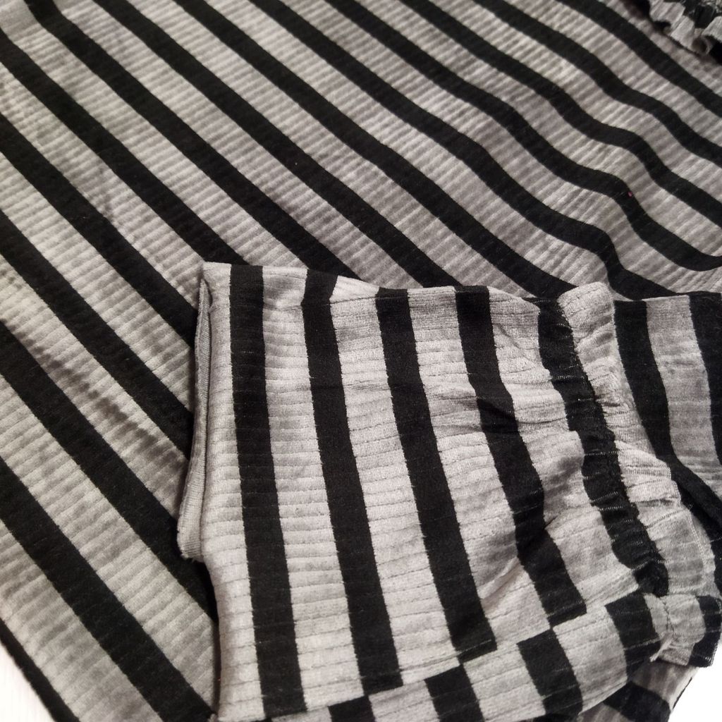 مشخصات بلوز مجلسی مخمل کبریتی دخترانه