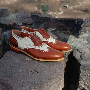 قیمت کفش مردانه مجلسی چرم طبیعی دستدوز مدل نیلسون عسلی کرم