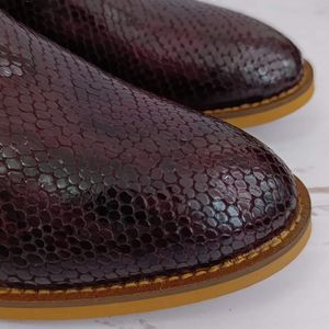مشخصات نیم بوت مردانه رسمی چرم طبیعی آلپاین پوست ماری زرشکی ترک