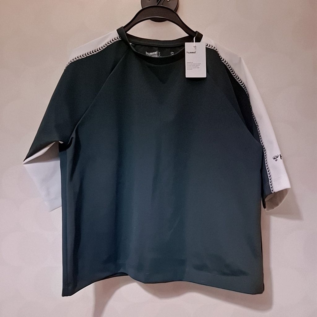 خرید آنلاین تیشرت ورزشی hummel 