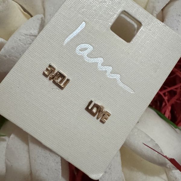 گوشواره loveمیخی کد3