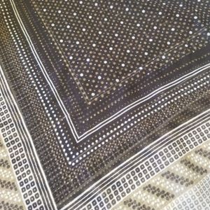 فروش اینترنتی روسری حریر زنانه