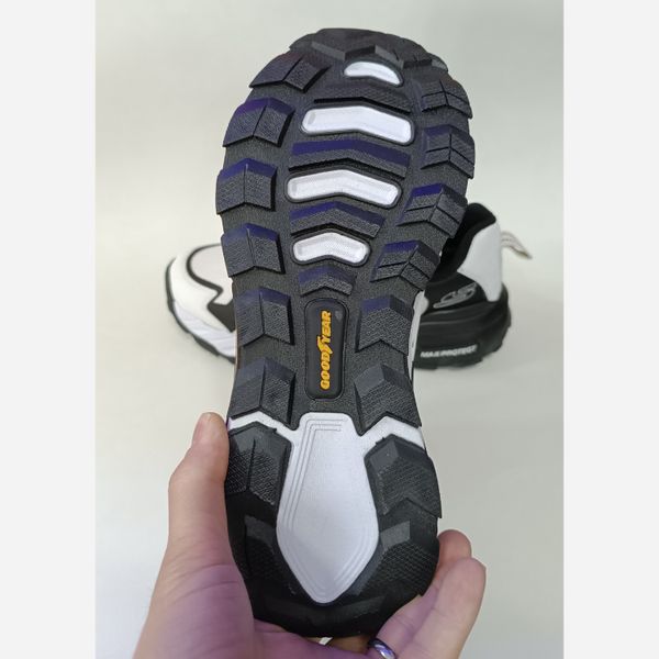 کتونی مردانه اسکیچرز max protect سفید