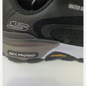 فروش اینترنتی کتونی مردانه اسکیچرز max protect مشکی کیفیت بالا