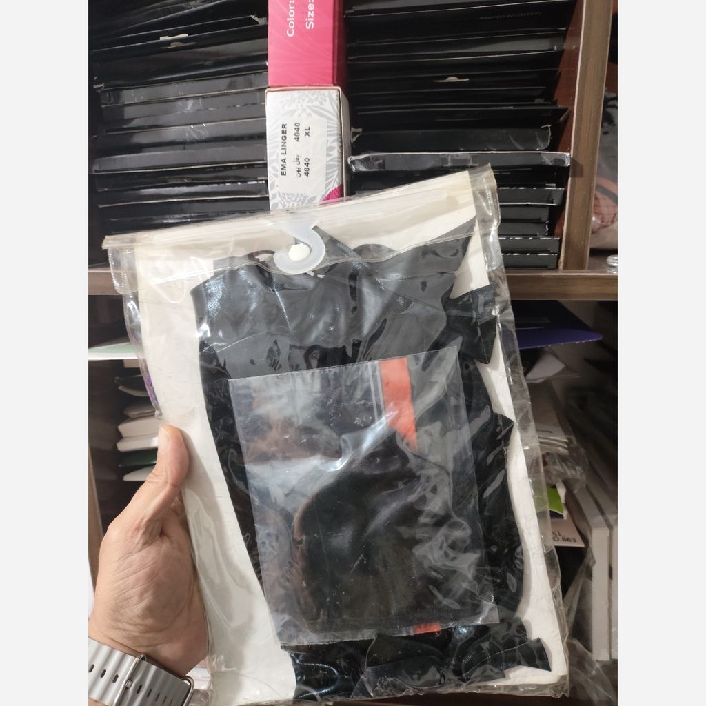 خرید اینترنتی ست لباس خواب لاتکس پشت پاپیونی + شورت لامبادا