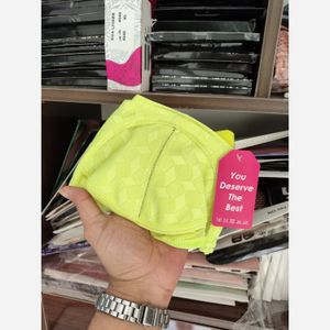 سوتین یاردی سه بعدی فنردار  شارمین 75 تا 90 عکس تنخور گفتگو