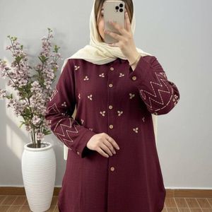 خرید انلاین مانتو گلدوزی بهار
