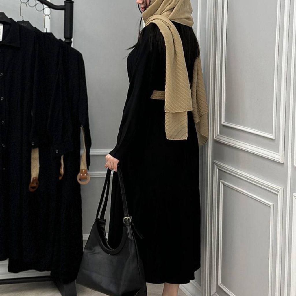 خرید انلاین مانتو مشکی ژاله