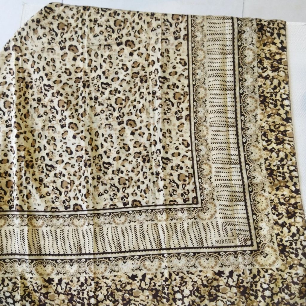قیمت ارزان روسری نخی زنانه rs5e6y