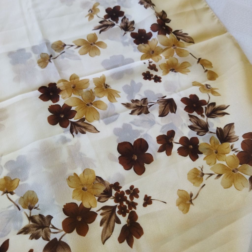 فروش اینترنتی روسری نخی rsr497