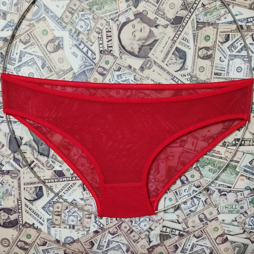 مشخصات شورت یکدست شیشه ای رنگ قرمز