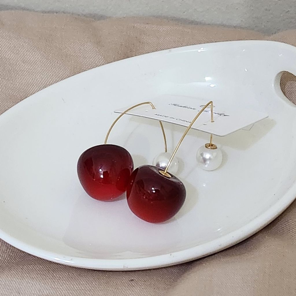 خرید اینترنتی گوشواره آلبالو گیلاس