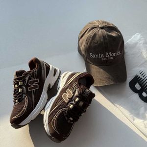 کتونی NEW BALANCE 740 کد 141147