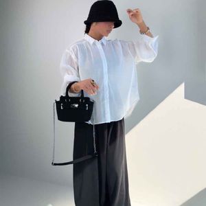فروش اینترنتی شومیز حریر چند دکمه کد 220639