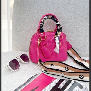کیف روسری ال وی 3394