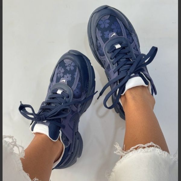 کتونی نایک گل 2990