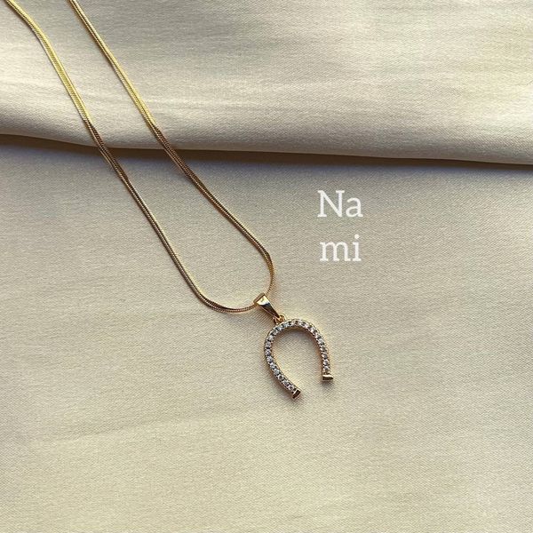 گردنبند زنانه نعل اسب ژوپینگ