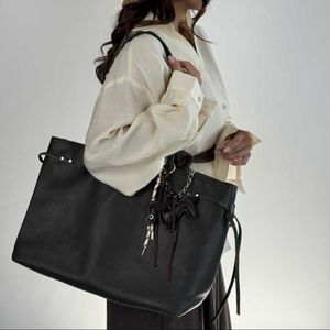 خرید اینترنتی کیف دستی چارم بگ کد 280497