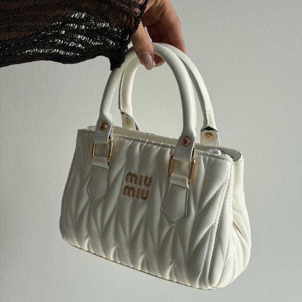 کیف دستی رودوخت MIU MIU کد 280503