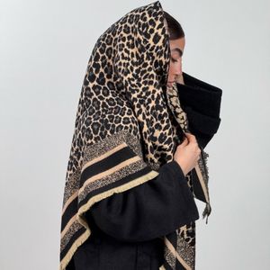 مشخصات روسری پلنگی کد 310683