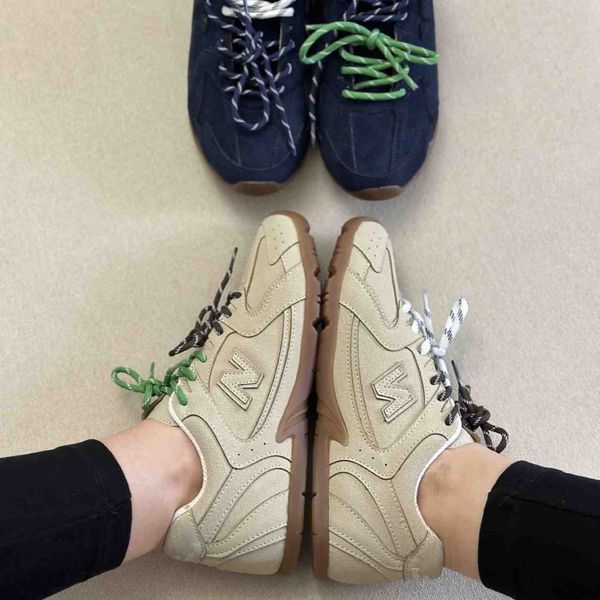 کتونی نیوبالانس میو میو (New Balance x Miu Miu 530 SL)