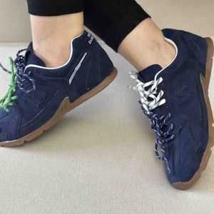 خرید انلاین کتونی نیوبالانس میو میو (New Balance x Miu Miu 530 SL)