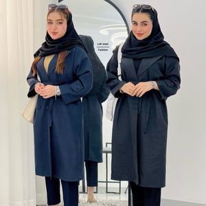 مانتو دیپلمات کیانا شایسته