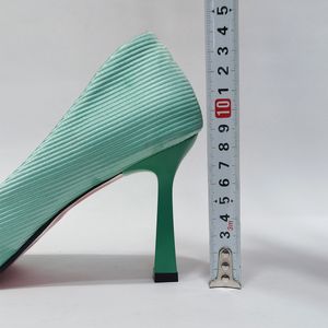 مشخصات کفش مجلسی زنانه پاشنه بلند لیزری طرح زارا Zara
