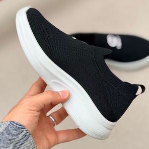 خرید اینترنتی قیمت کتونی بچگانه جورابی طرح CHACO کد 4120902
