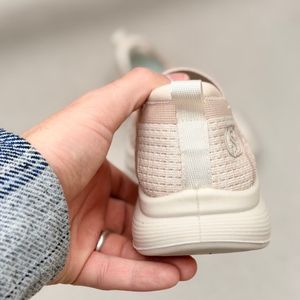 خرید اینترنتی قیمت کتونی دخترانه جورابی طرح اسکیچرز ساده کد 4120901