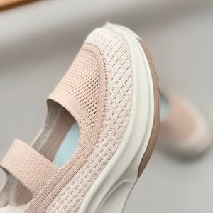 خرید اینترنتی قیمت کتونی دخترانه جورابی طرح اسکیچرز ساده کد 4120901