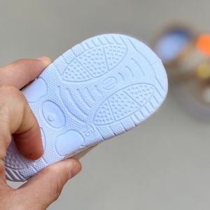 خرید اینترنتی قیمت کفش نوزادی سوتی طرح خرسی از توباکو کد 4120702