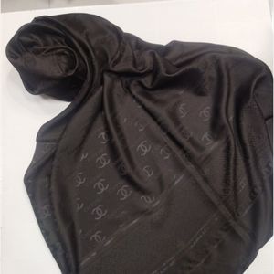 شال مشگی طرحدار طرح چنل chanel     