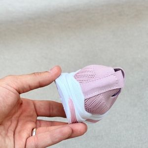 خرید اینترنتی قیمت کتونی بچگانه جورابی نواری از توباکو کد 5030408