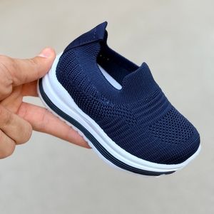 خرید اینترنتی قیمت کتونی بچگانه جورابی نواری از توباکو کد 5030408