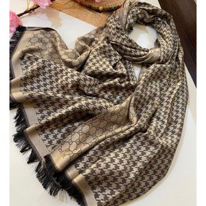 شال نخ ژاکارد پیچازی