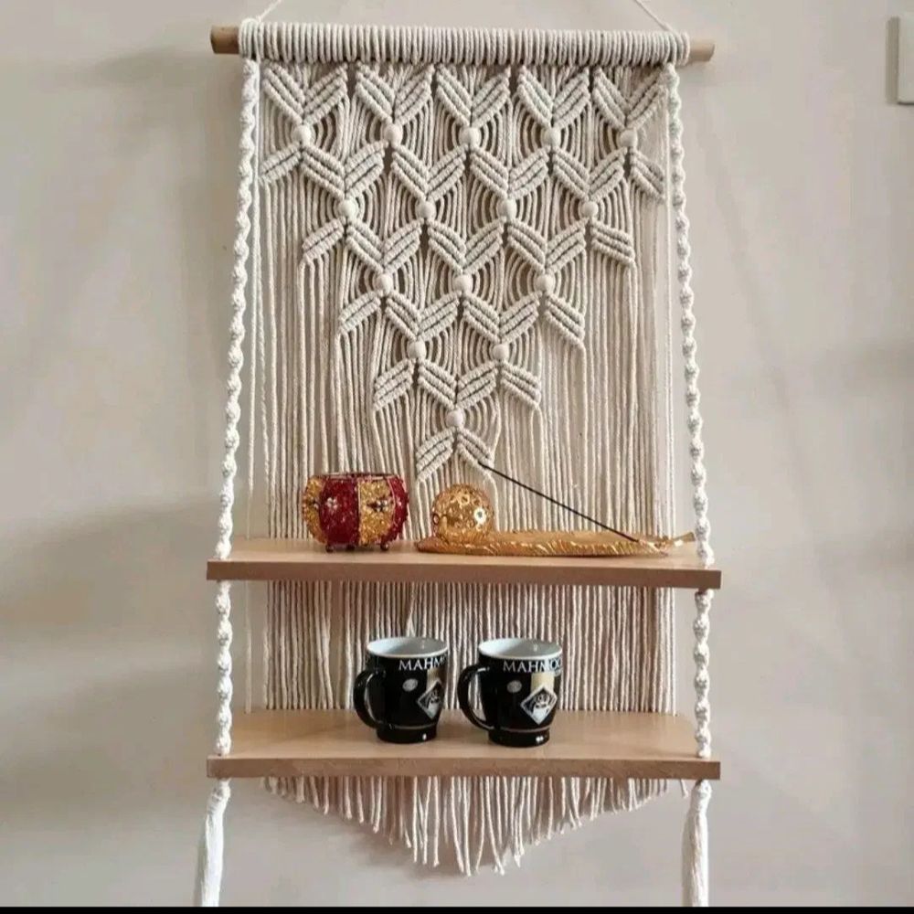 مشخصات شلف چوبی مکرومه بافی مدل ابرا