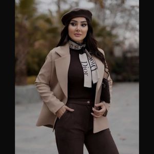 مشخصات کت با کمربند دیور