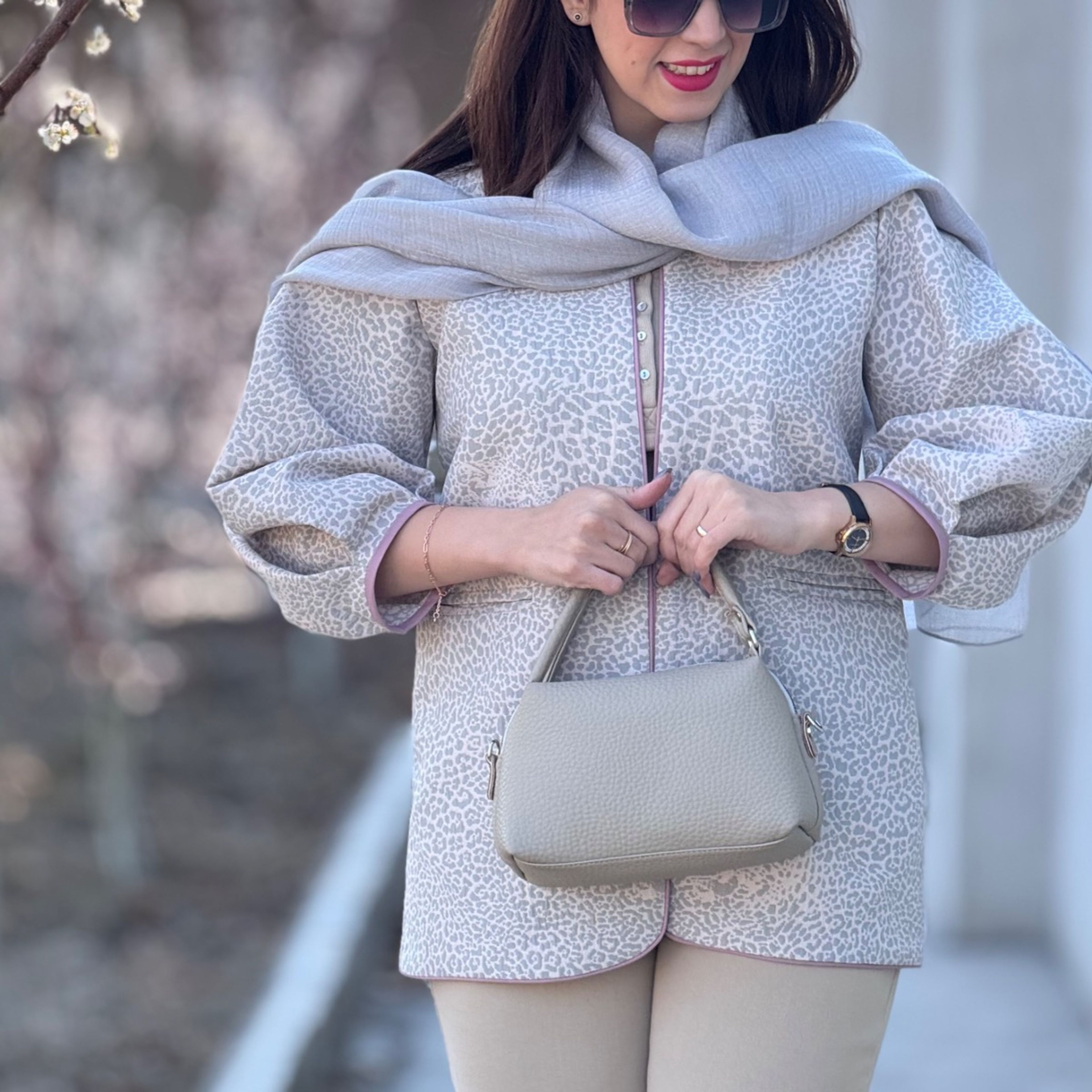 مشخصات مانتو ژاکارد پلنگی