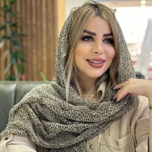 مشخصات شال حریر شنی لبه دالبری
