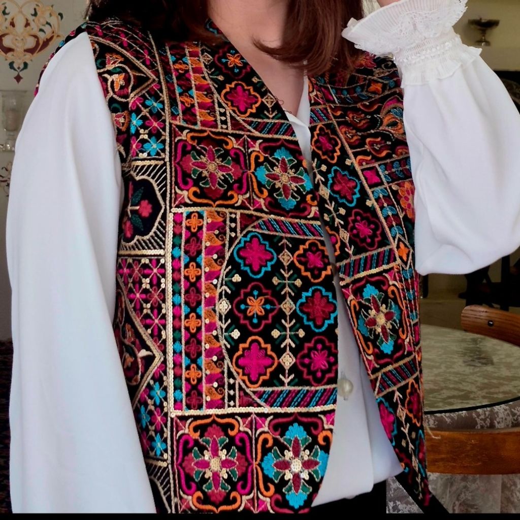 مشخصات وست لینن سوزندوزی