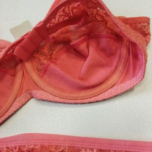 فروش اینترنتی ست شورت و سوتین فنردار سایز 80 و 85