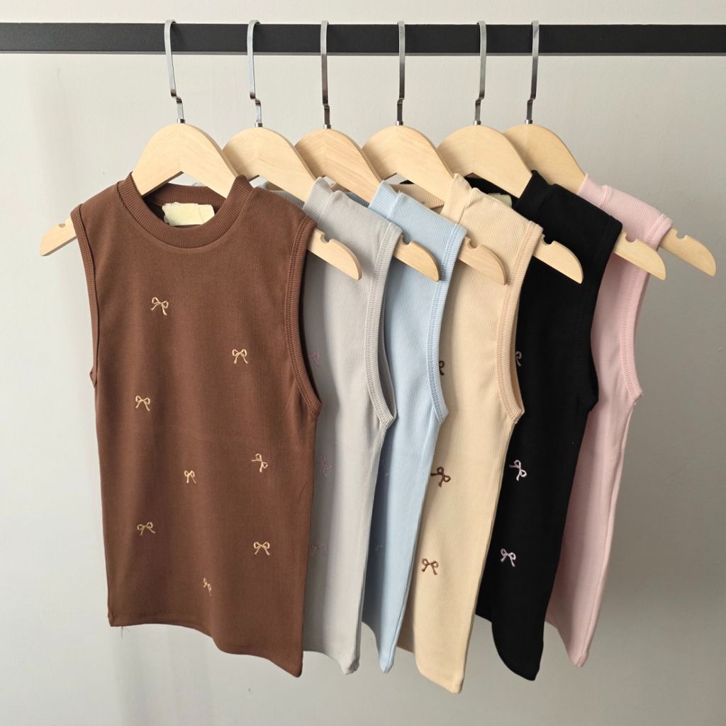 فروش اینترنتی تاپ یقه گرد گلدوزی پاپیون