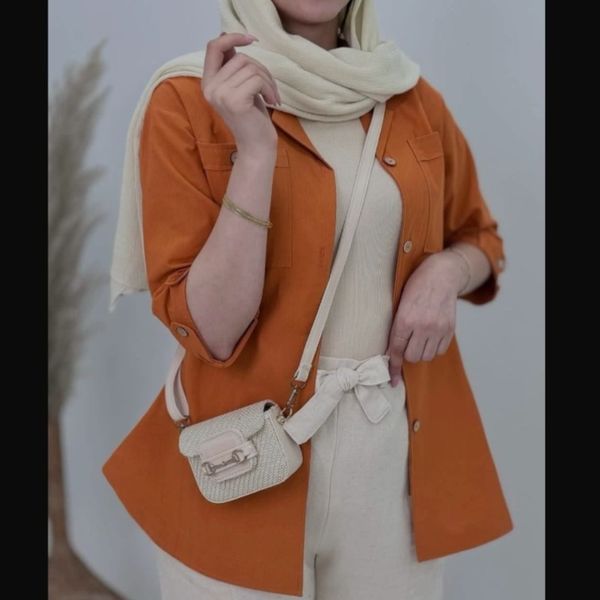 مانتو شیک الی