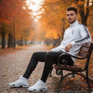 خرید اینترنتی قیمت پکیج ست سوییشرت شلوار یوونتوس مردانه مدل R77  کفش ساقدار مردانه EMTO-سفید