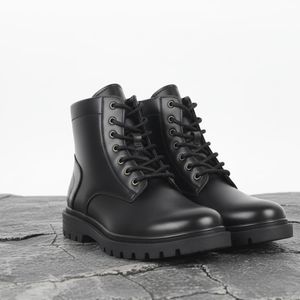 خرید اینترنتی قیمت نیم بوت مردانه زیپی مدل Bershka -مشکی