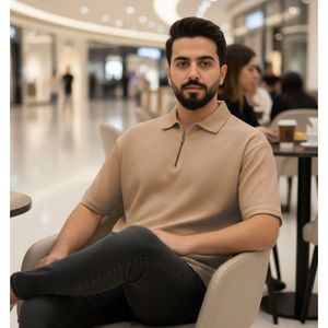 تیشرت مردانه یقه زیپ دار نسکافه ای مدل Arban