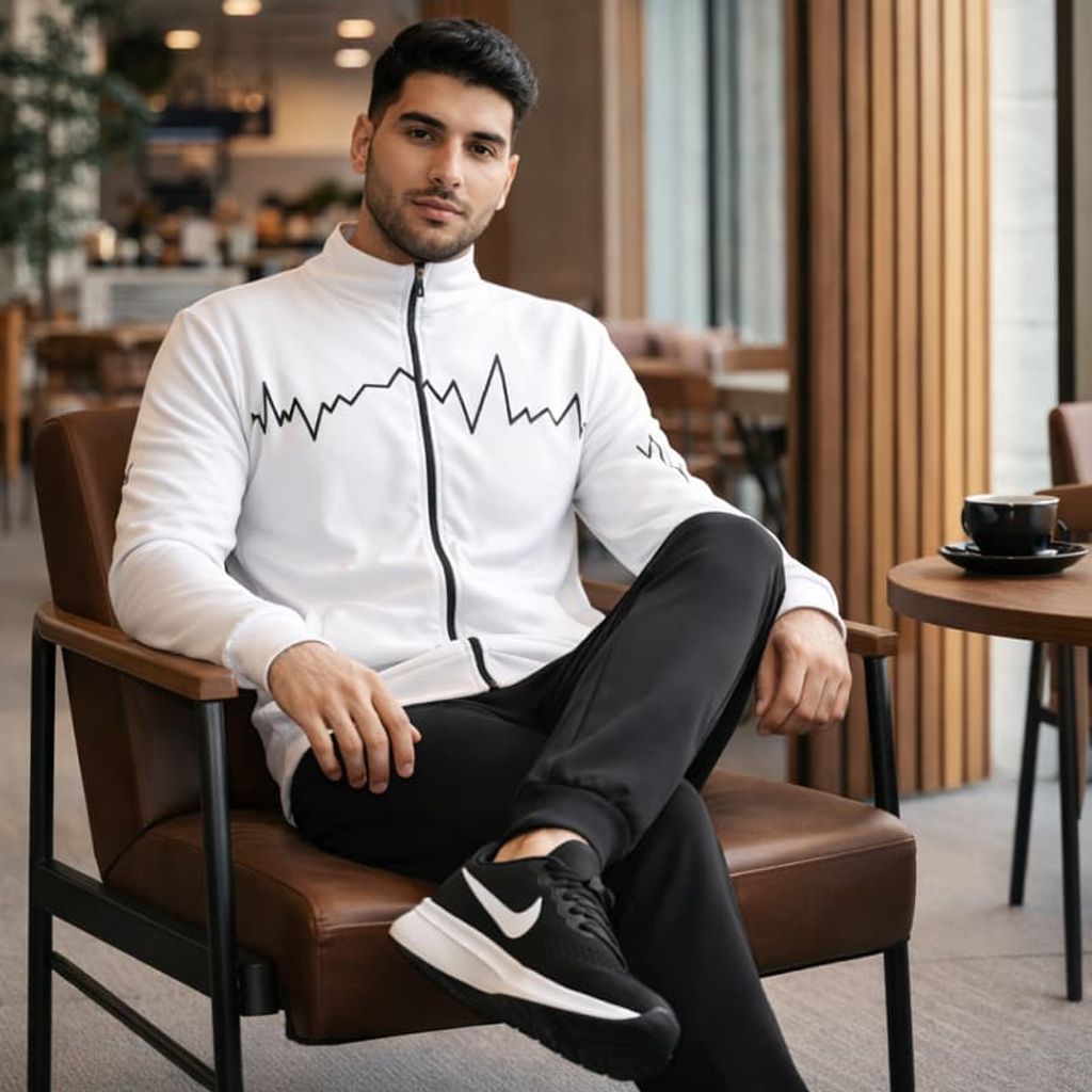 فروش اینترنتی پکیج ست سوییشرت شلوار مردانه سفید مدل EKO  کفش ورزشی مردانه Nike مدل Tigo زیره سفید