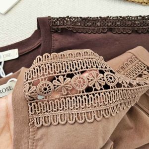 خرید اینترنتی تیشرت گلدوزی و سرشانه تور دوزی زنانه مجلسی